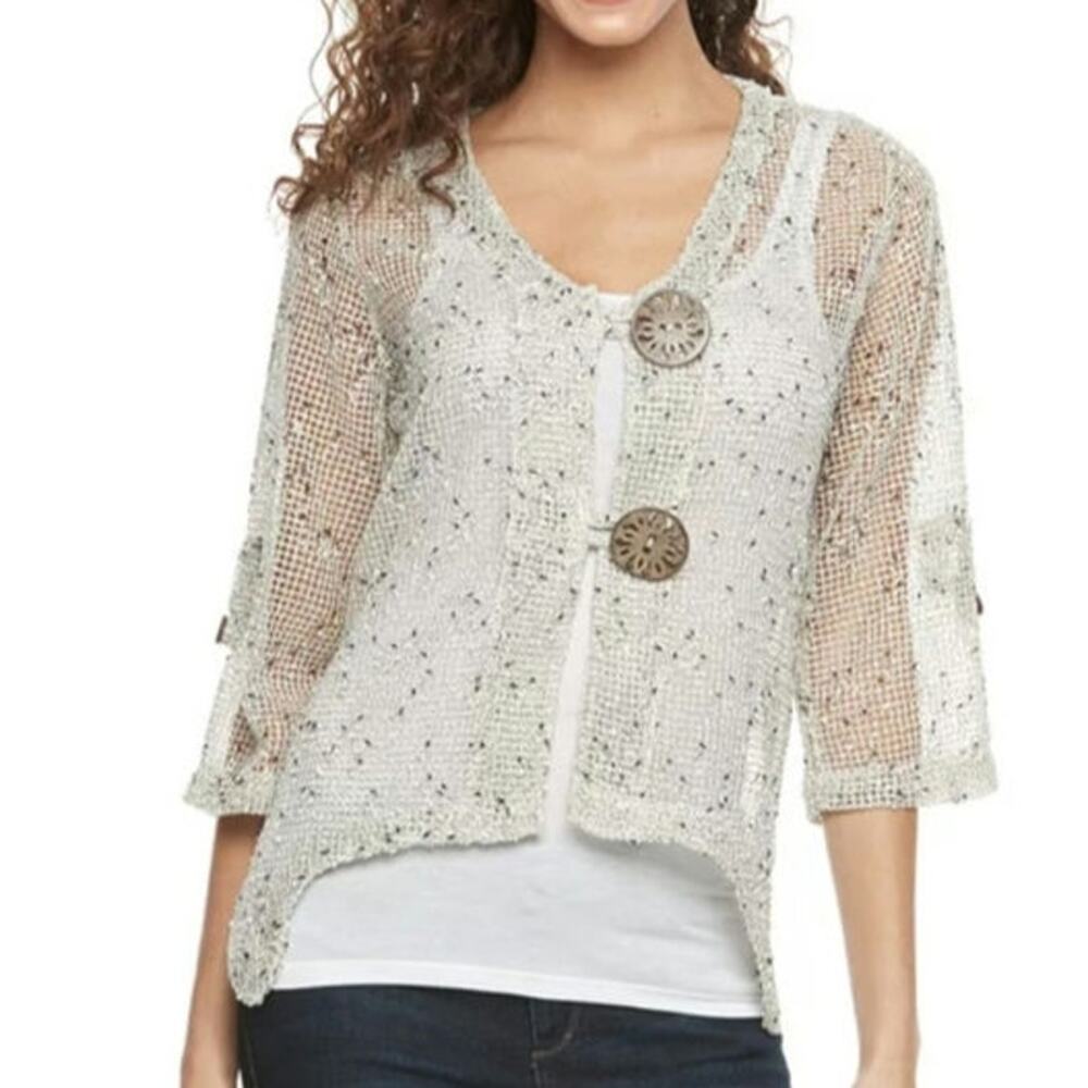 Boho Lagenlook Summer Coastal Open Knit Sharkbite Hem Wood Buttoned Cardigan